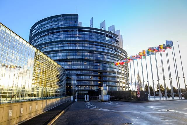 Evropski parlament o napretku Srbije na putu u EU