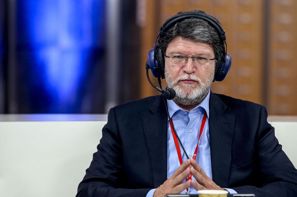 Evroposlanici u poseti Beogradu: Brisel na papiru, Vučić u Davosu