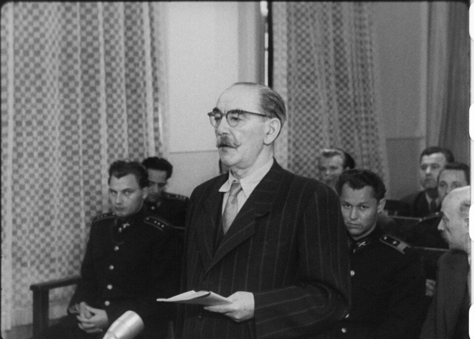 Evropa i &bdquo;gigantski patuljak": Mađarskih sedam decenija između 1956. i 2026.