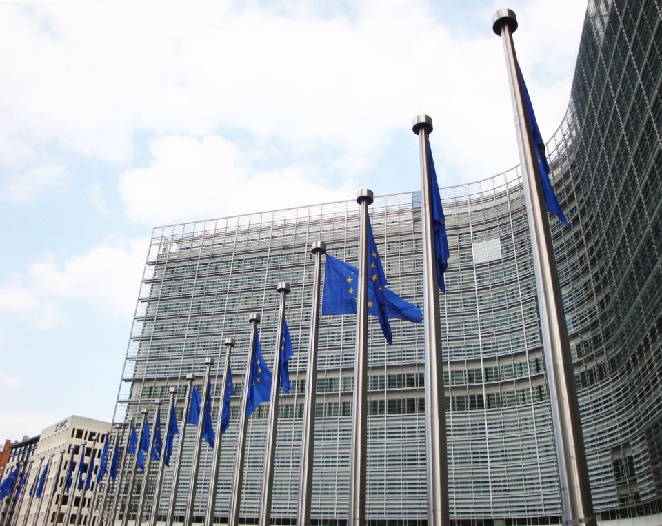 Evropska komisija o stanju vladavine prava: Kašnjenja u pravosuđu, zabrinjavajuće stanje u medijima