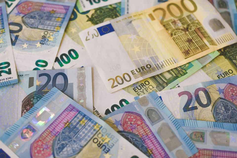 Najavljeno ukidanje dinara na Kosovu od 1. februara