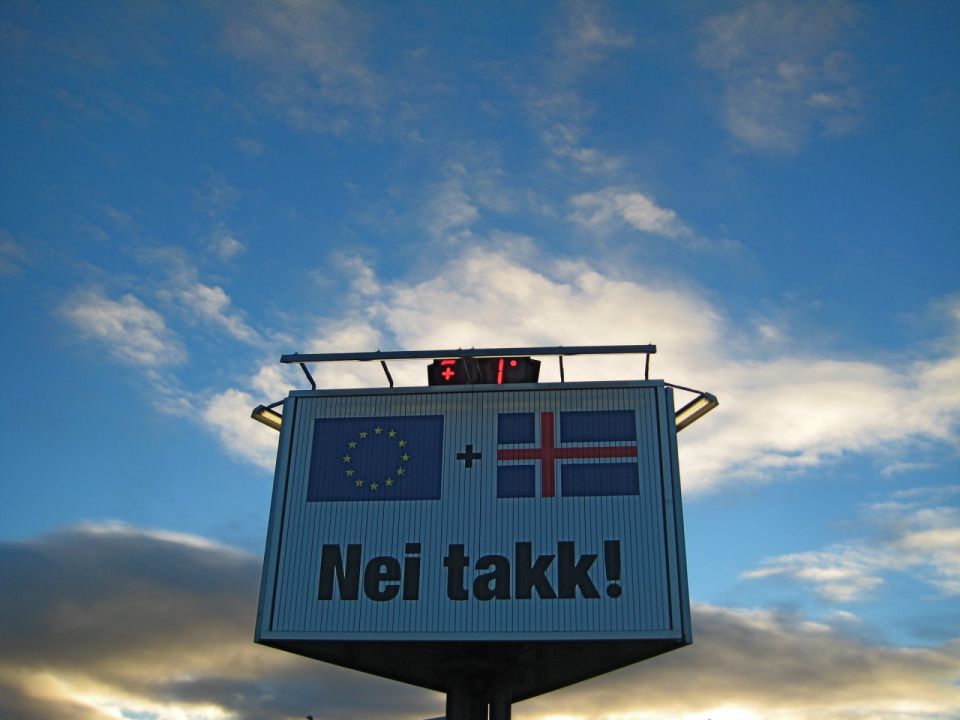 Topljenje zamrznutih pregovora: Partije i građani o islandskom EU referendumu