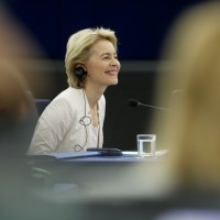 Ursula fon der Lajen predstavila evroposlanicima svoju viziju EU	
