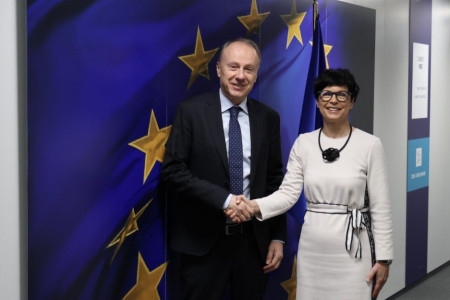 Za&scaron;to je poseta rektora Đokića Briselu uzjogunila režim i prorežimske medije?