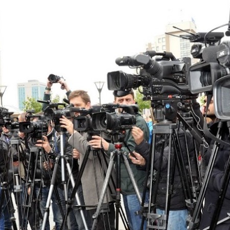 Evropska komisija predložila pravila za zaštitu medijskog pluralizma