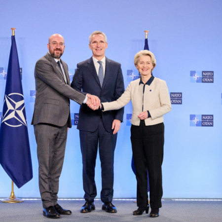 Saradnja EU i NATO - Zašto kažeš mir a misliš rat