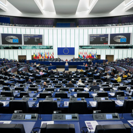 Evropski parlament izglasao rezoluciju Tonina Picule, usvojen amandman o preispitivanju EU u fondova u Srbiji