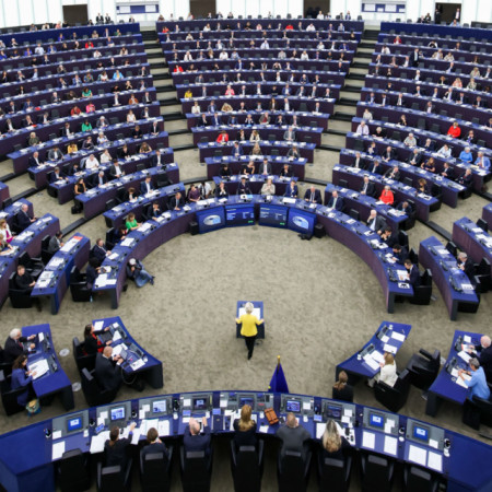 Evropski parlament duboko žali zbog neusklađivanja Srbije sa sankcijama Rusiji