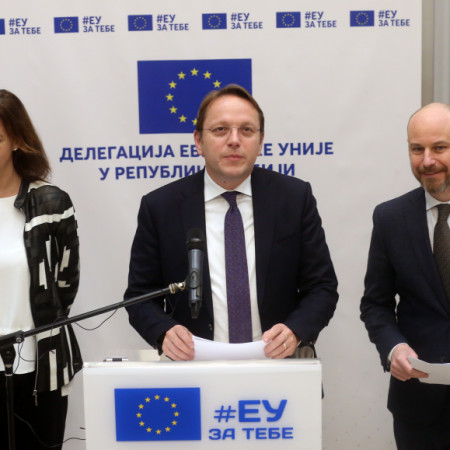 Fajon i Bilčik: Očekujemo da se Srbija uskladi sa sankcijama EU protiv režima u Rusiji