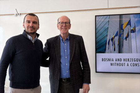 Dezmond Dinan: Očekujem pogoršanje transatlantskih odnosa