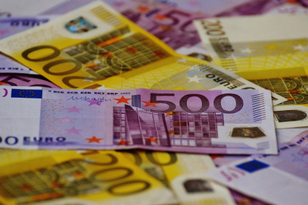 Brisanje tabua o visini plate: &Scaron;ta donosi nova evropska direktiva o transparentnosti plata?